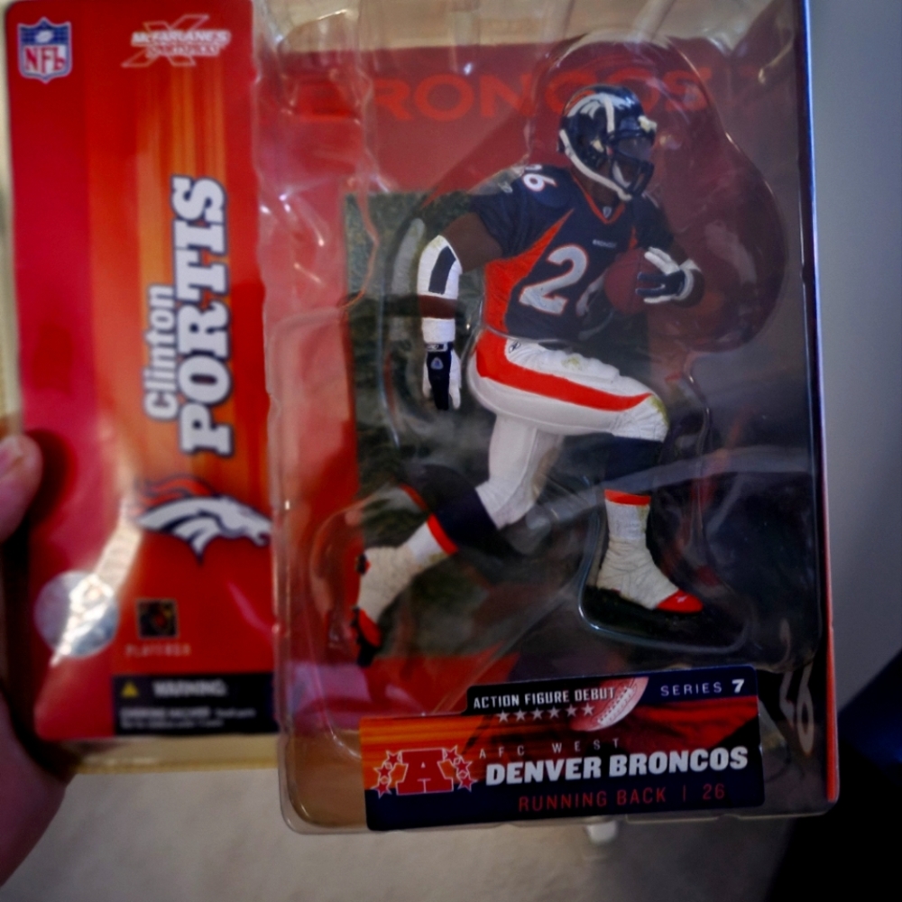 McFarlane Clinton Portis colletible figure